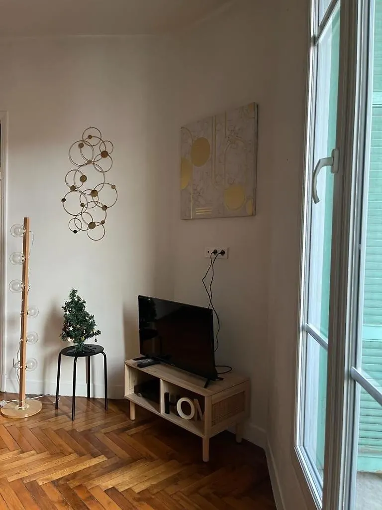 Apartment Studio Ideally Located Nice City Center